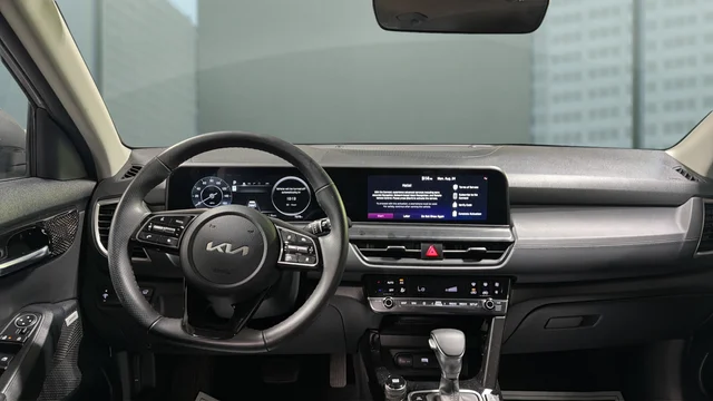 Used 2025 Gray Kia SX image 11