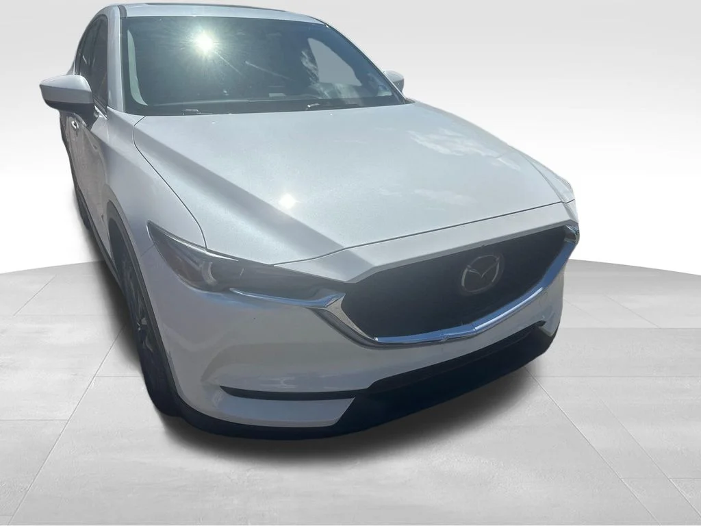 Used 2017 White Mazda Grand Touring image 35