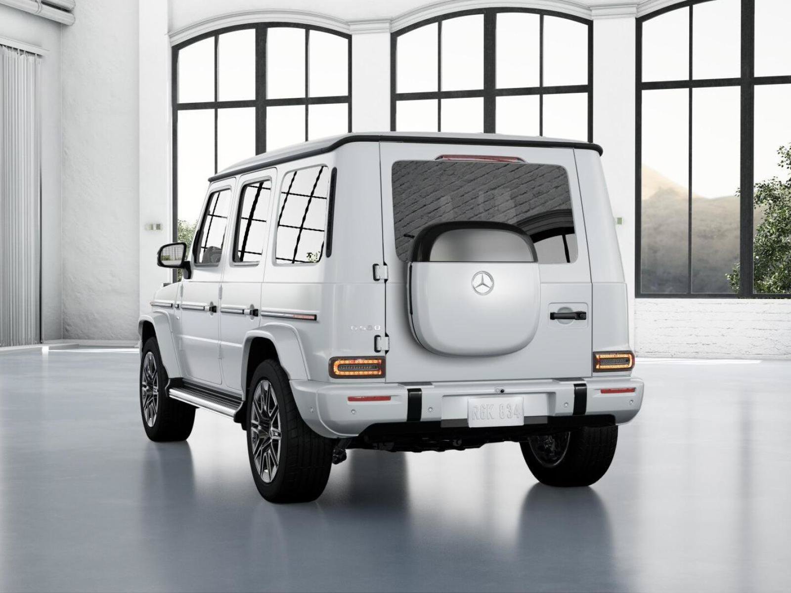 New 2025 MANUFAKTUR Moonlight White Magno Mercedes-Benz G 580e image 27