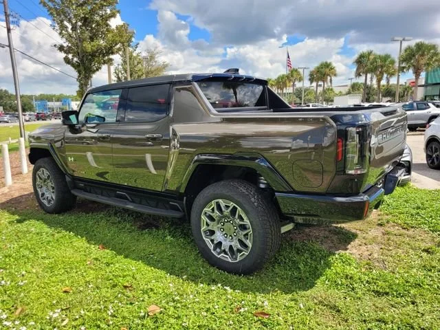 2026 GMC HUMMER EV 2X - Photo 10