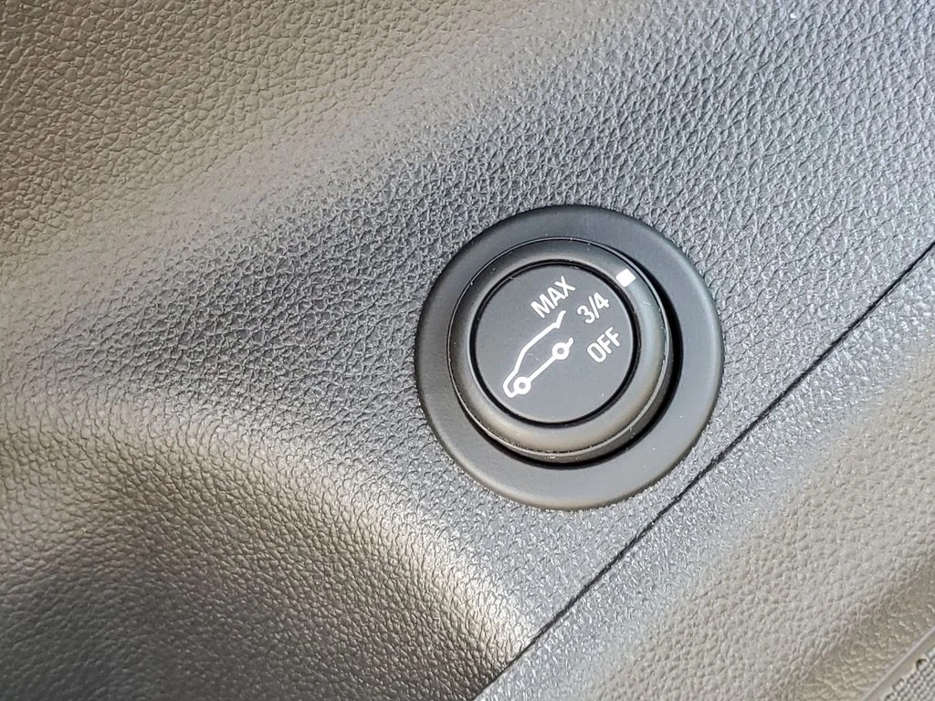 Used 2018 Purple Buick Preferred image 25