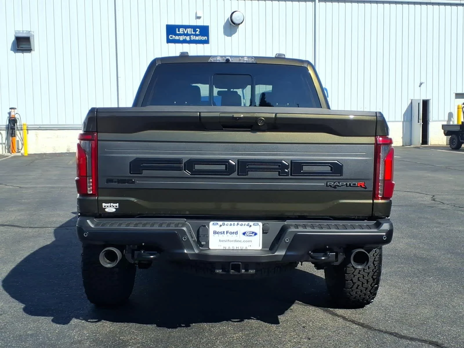 New 2026 Shelter Green Ford Raptor R image 5