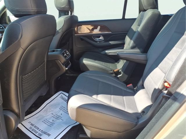 Used 2022 Silver Mercedes-Benz 4MATIC® image 22