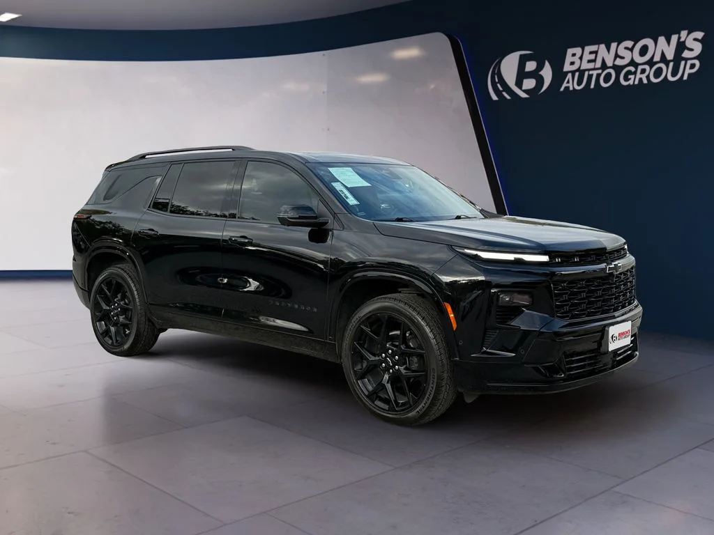 Used 2025 Black Chevrolet RS image 7