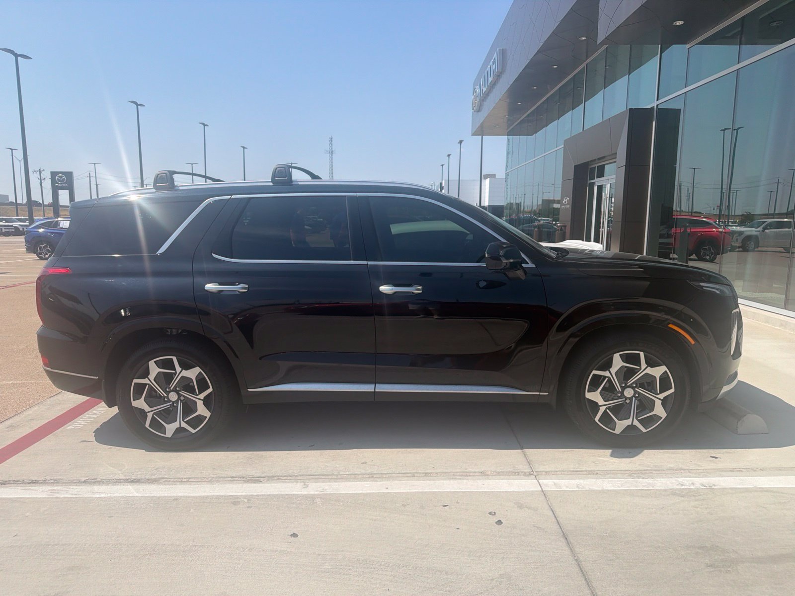 Used 2021 Becketts Black Hyundai Calligraphy image 4