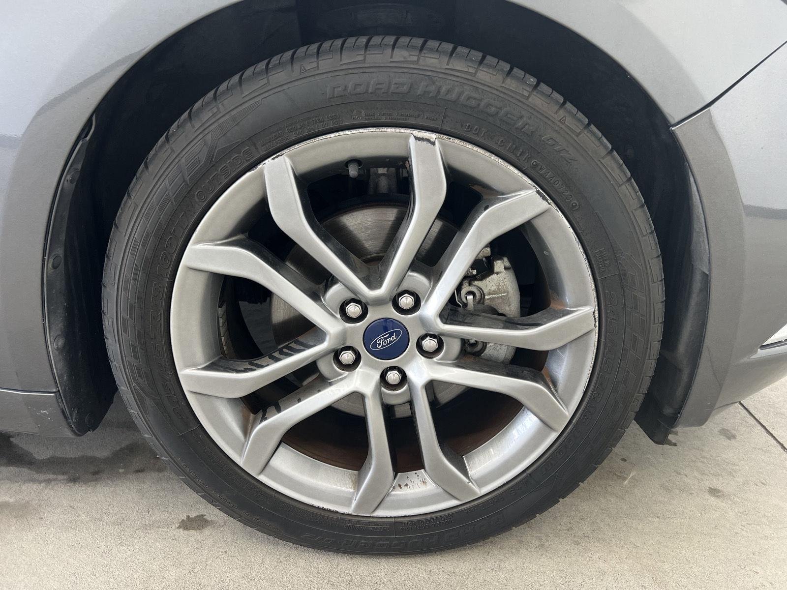 Used 2017 Magnetic Ford SE image 8