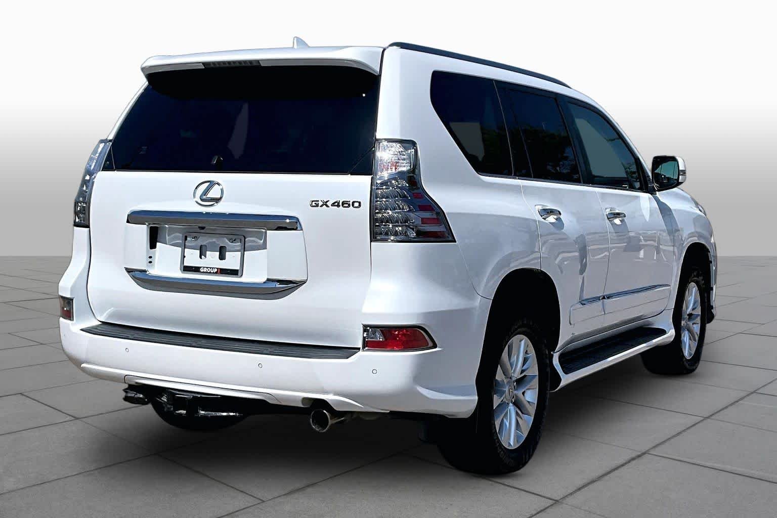 Used 2019 Starfire Pearl Lexus Premium image 13