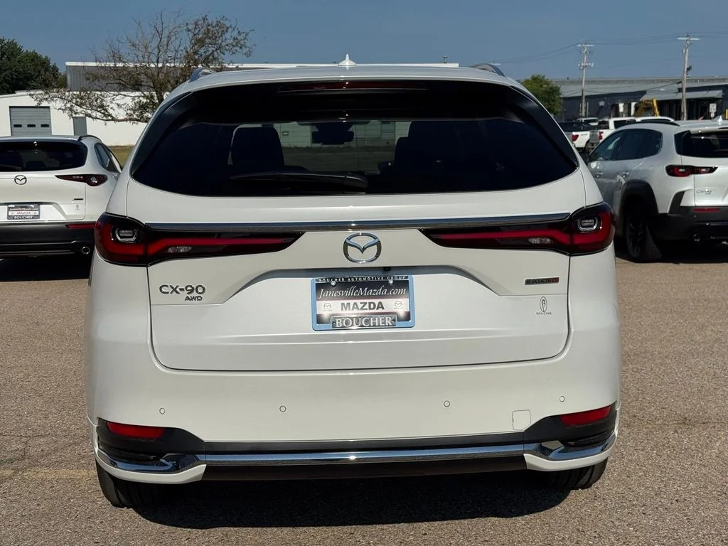 New 2026 Rhodium White Premium Mazda 3.3 Turbo S Premium Plus image 4
