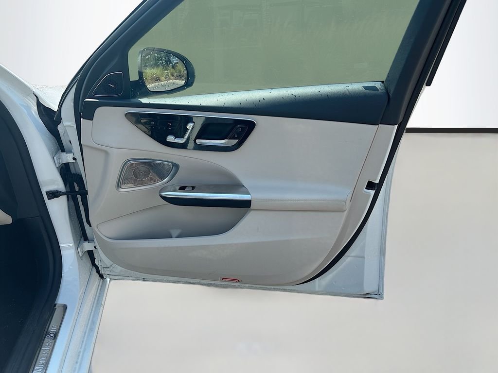 Used 2022 White Mercedes-Benz C 300 image 21