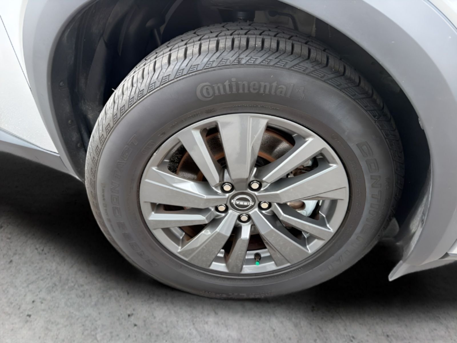 Used 2024 Silver Nissan SV image 49