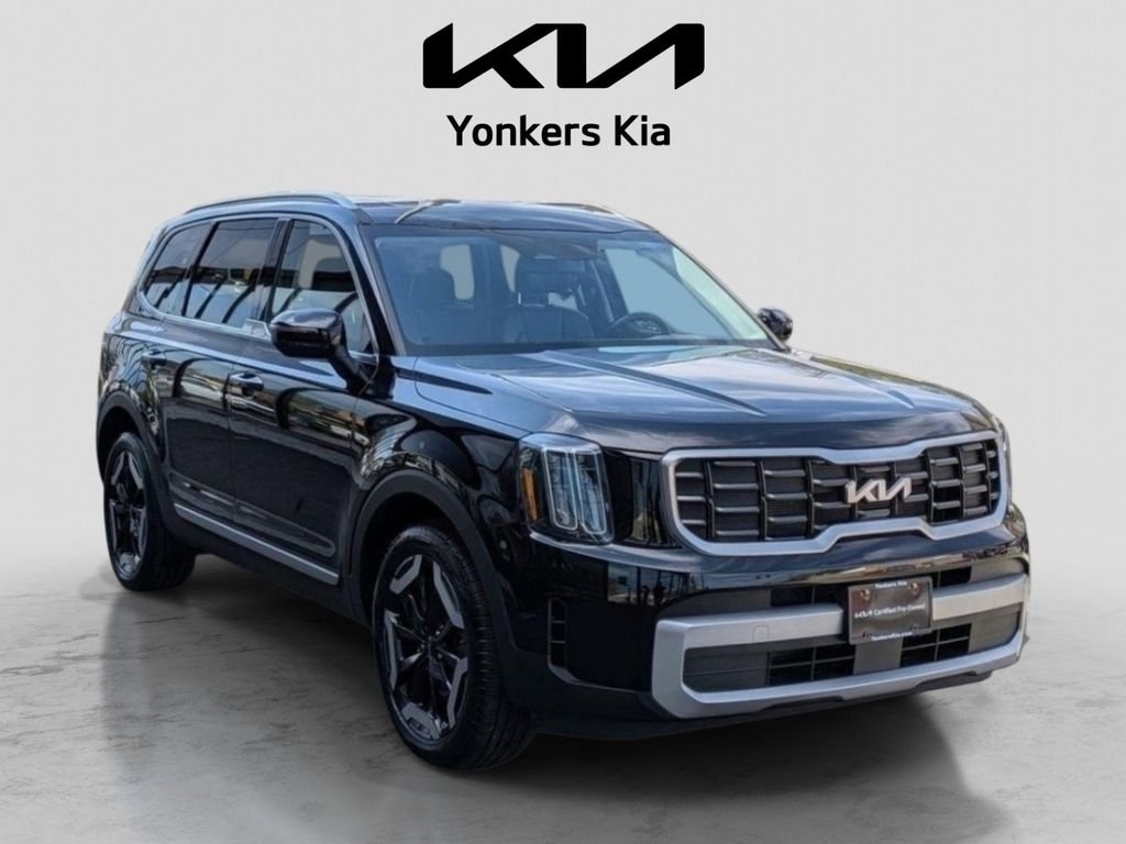 Used 2024 Black Kia S image 4