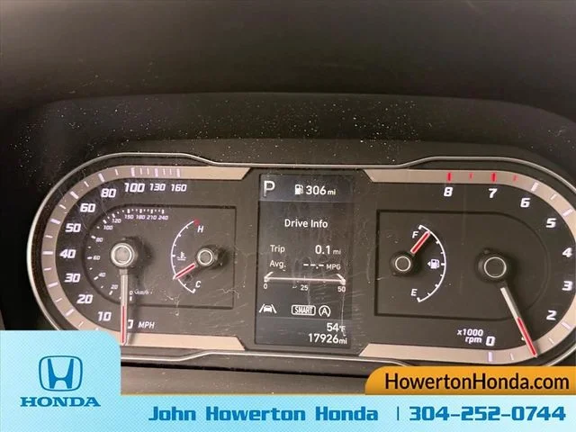 Used 2024 Black Hyundai SEL image 20