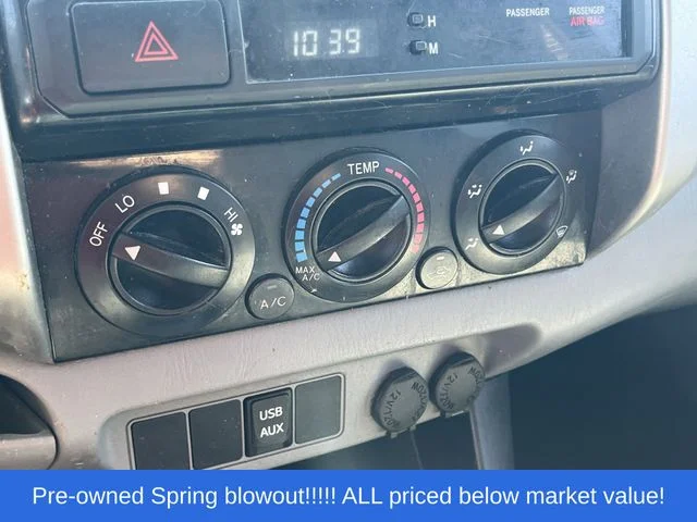 Used 2013 Silver Toyota SR5 image 22