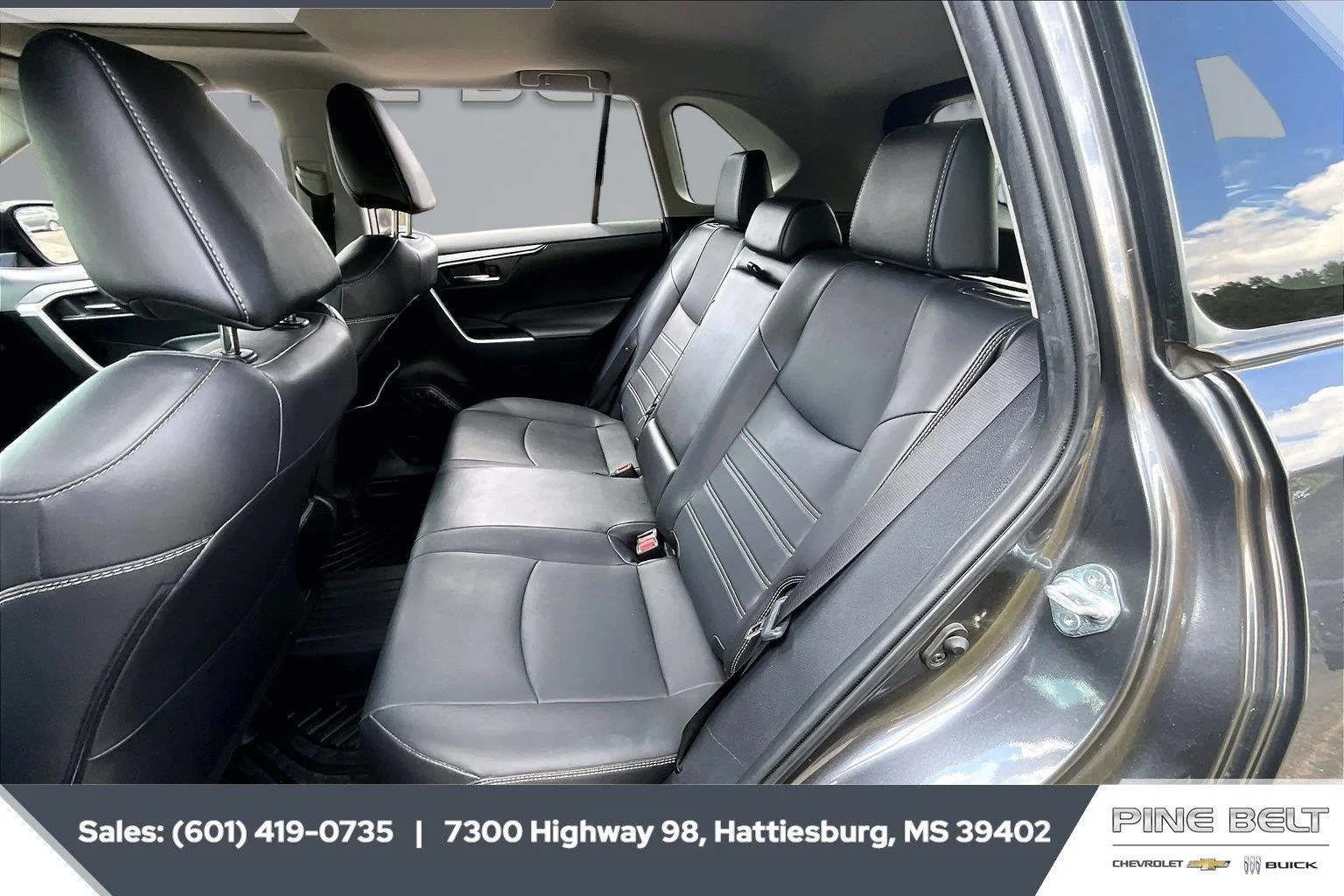 Used 2024 Magnetic Gray Metallic Toyota XLE Premium image 19