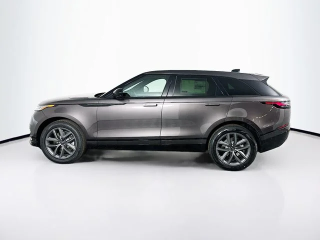Certified Used 2026 Charente Grey Land Rover Dynamic SE image 8