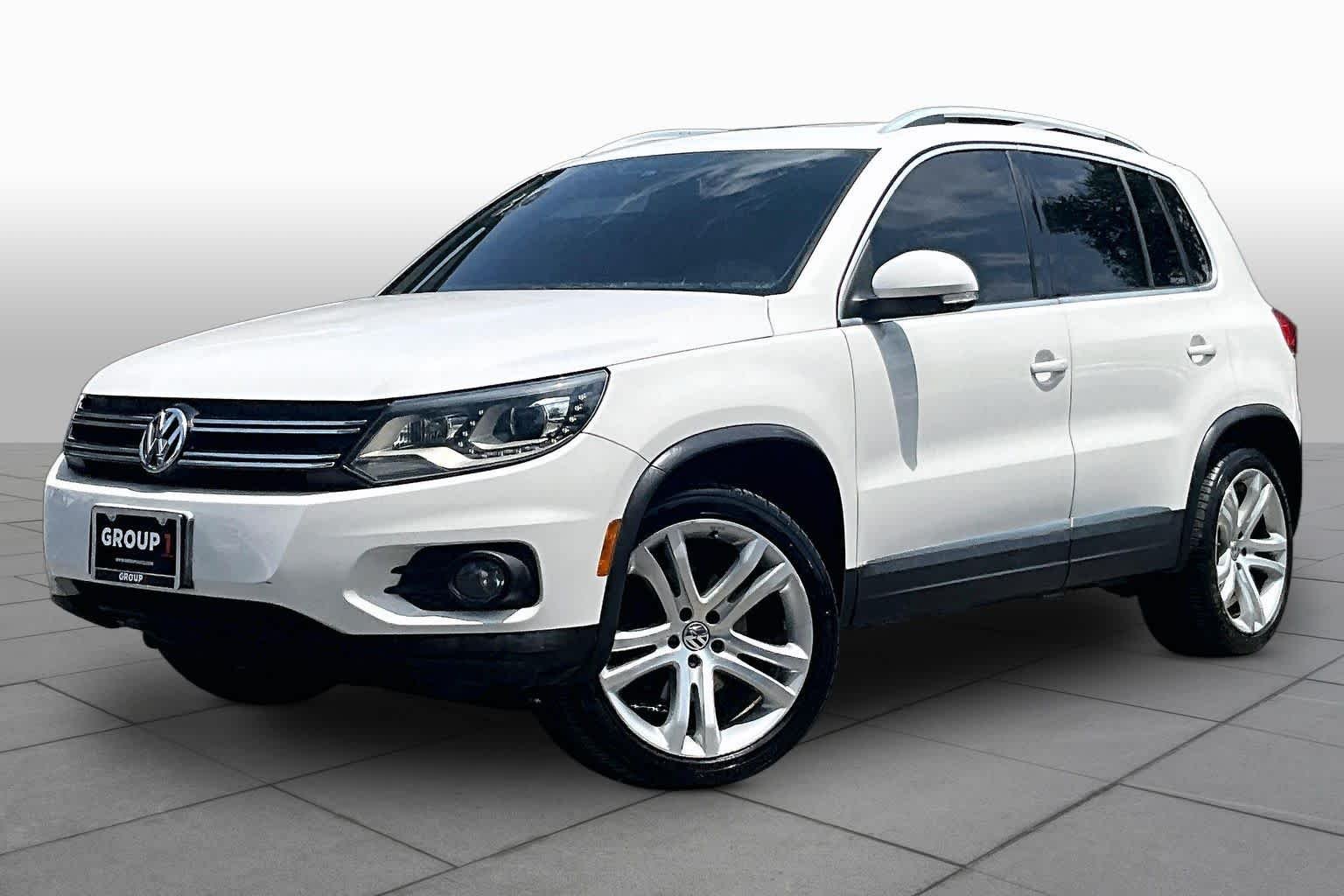 2013 Volkswagen Tiguan SE w/Sunroof & Nav