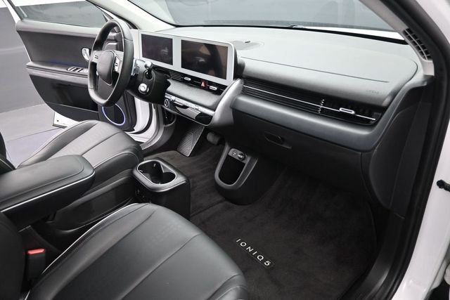 Used 2023 White Hyundai SEL image 14