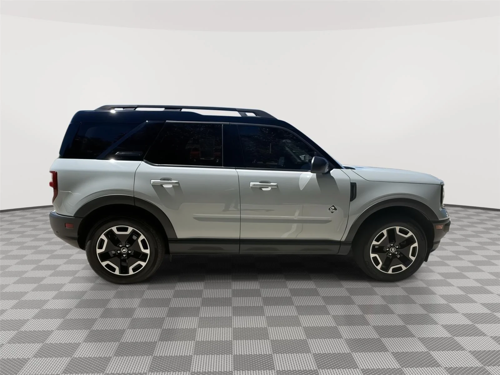 Certified Used 2024 Cactus Gray Ford Outer Banks image 6