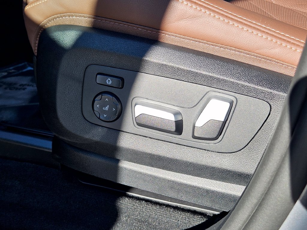 Certified Used 2026 Skyscraper Grey Metallic BMW xDrive50e image 40