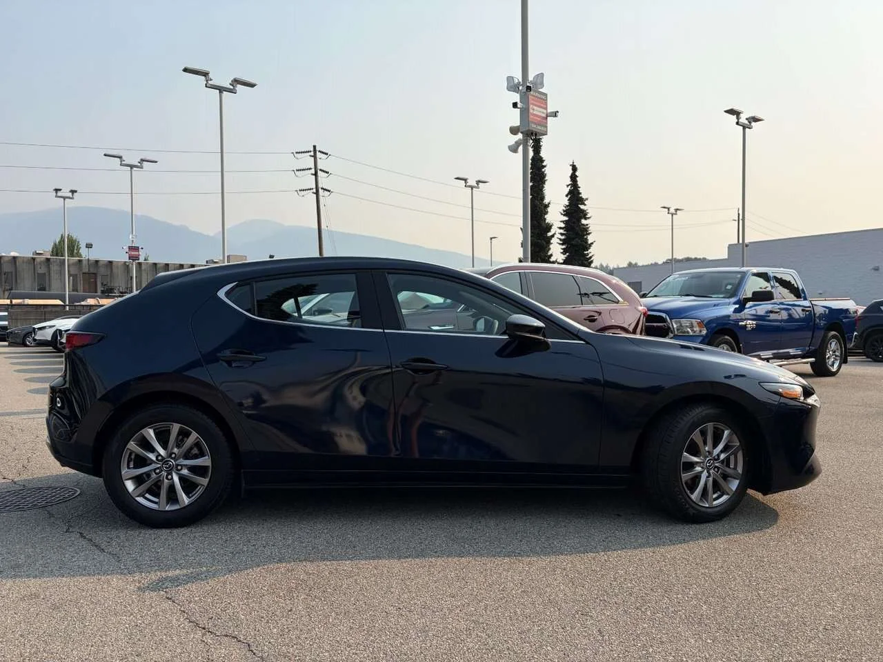 Used 2019 Deep Crystal Blue Mica Mazda GS image 6