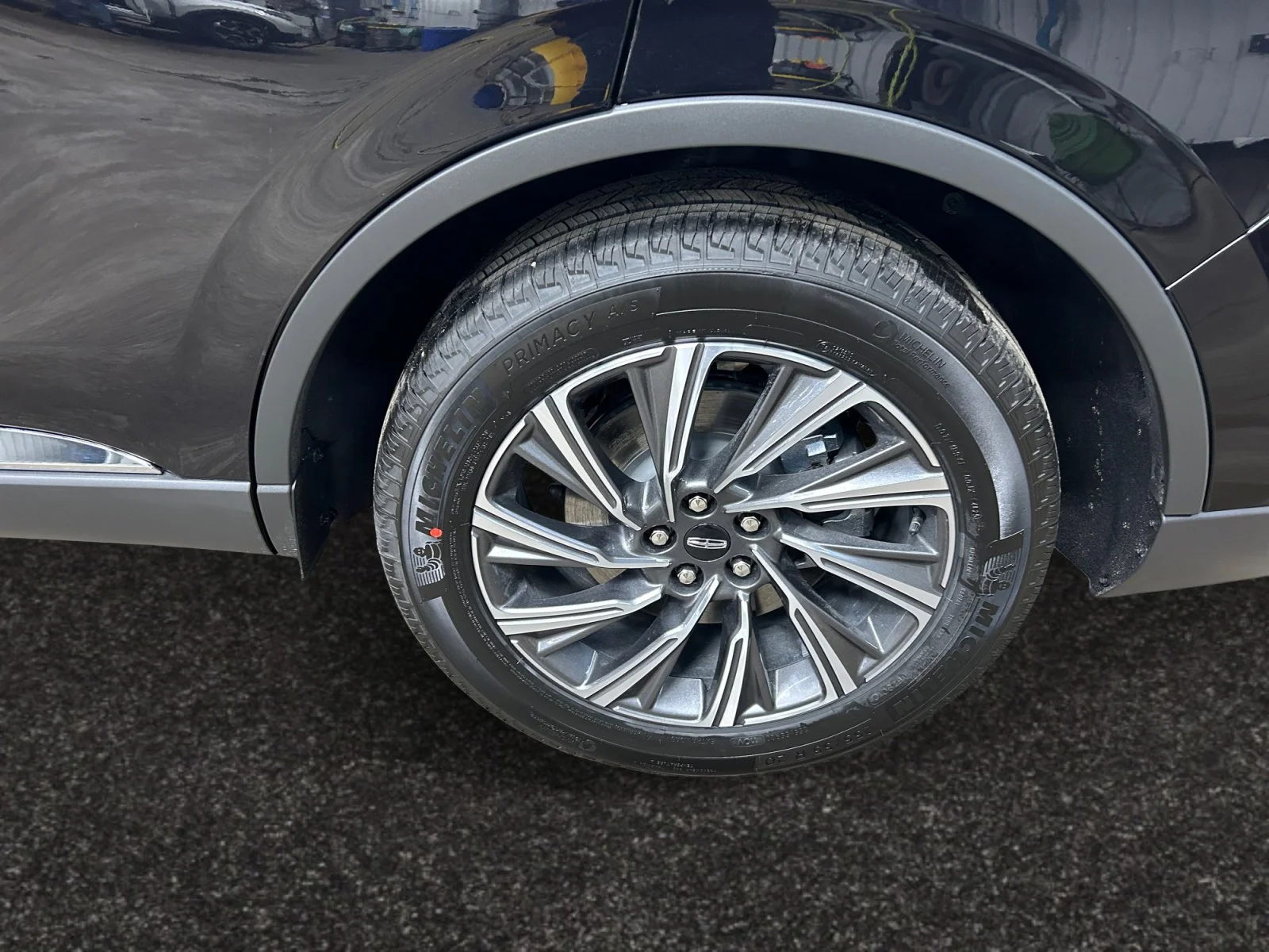 New 2026 Infinite Black Metallic Clearcoat Lincoln Premiere image 9