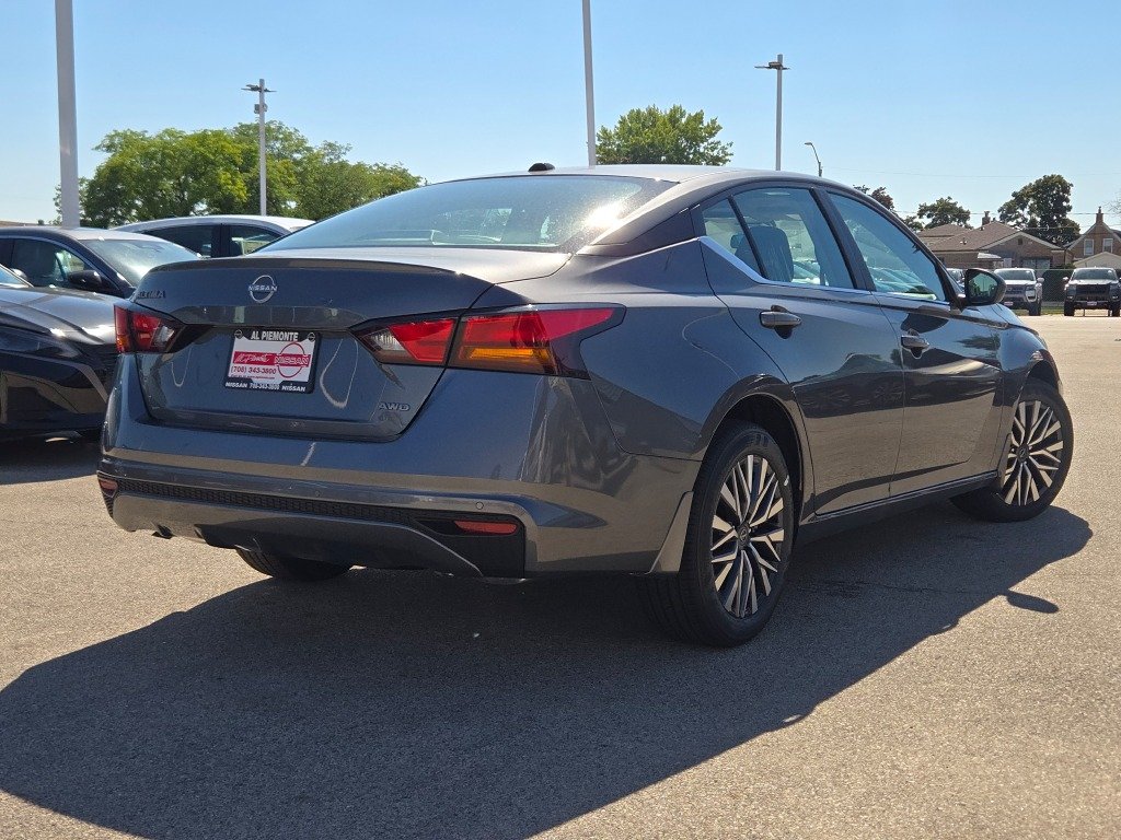New 2026 Gray Nissan 2.5 SV image 11