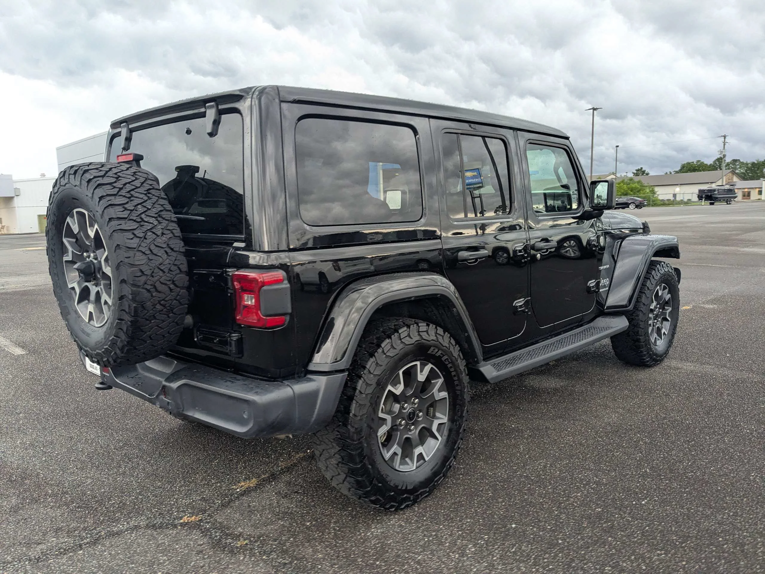 2024 Jeep Wrangler 4-Door Sahara - Photo 4
