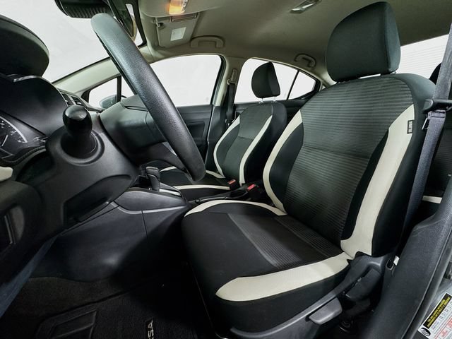 Used 2022 Gun Metallic Nissan SV image 10