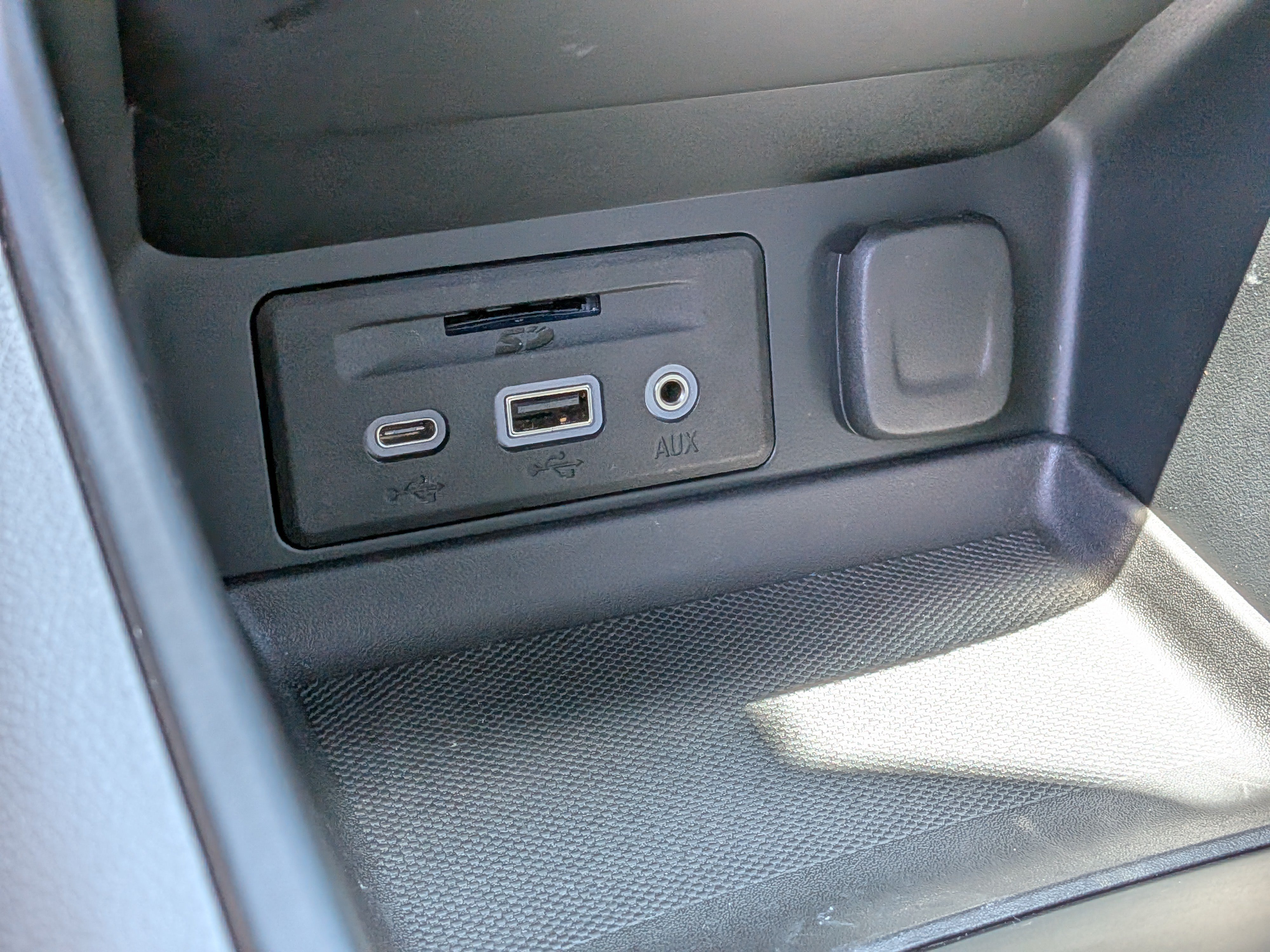 2022 GMC Terrain SLT - Photo 32