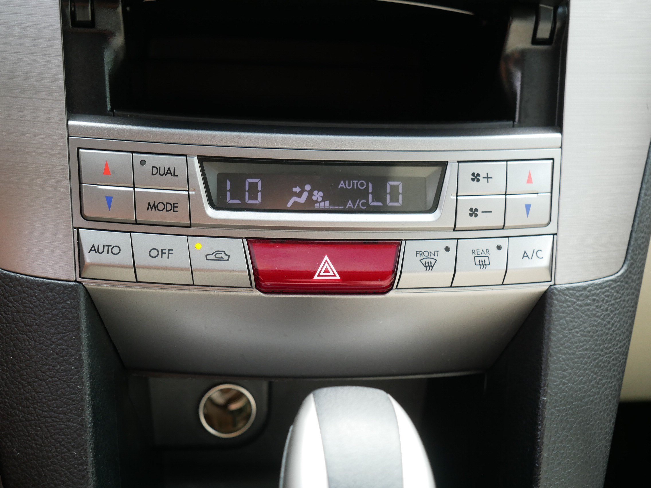 Used 2012 Deep Indigo Pearl Subaru 2.5i Limited image 23