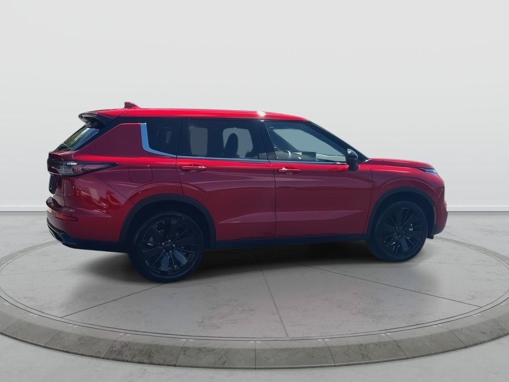 New 2026 RED DIAMOND Mitsubishi LE image 7
