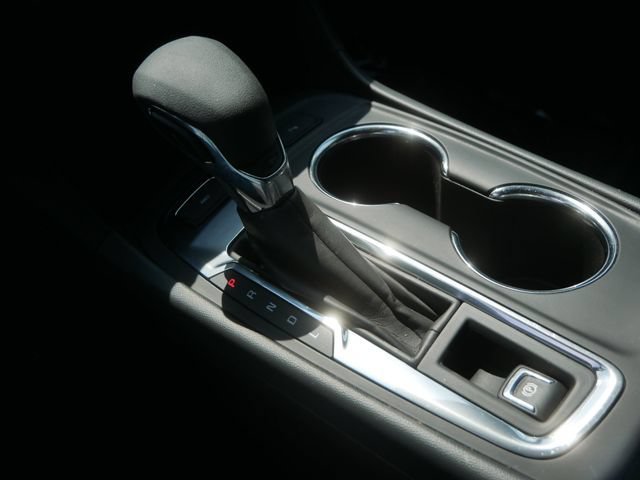 Used 2024 Summit White Chevrolet LT image 24