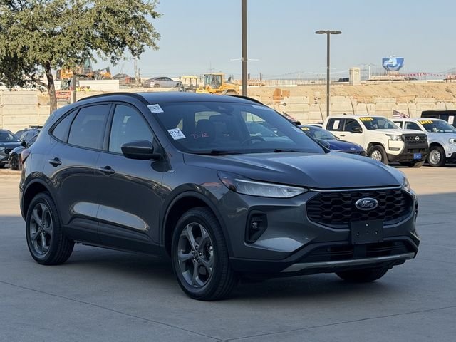 Used 2025 Gray Ford ST-Line Select image 2