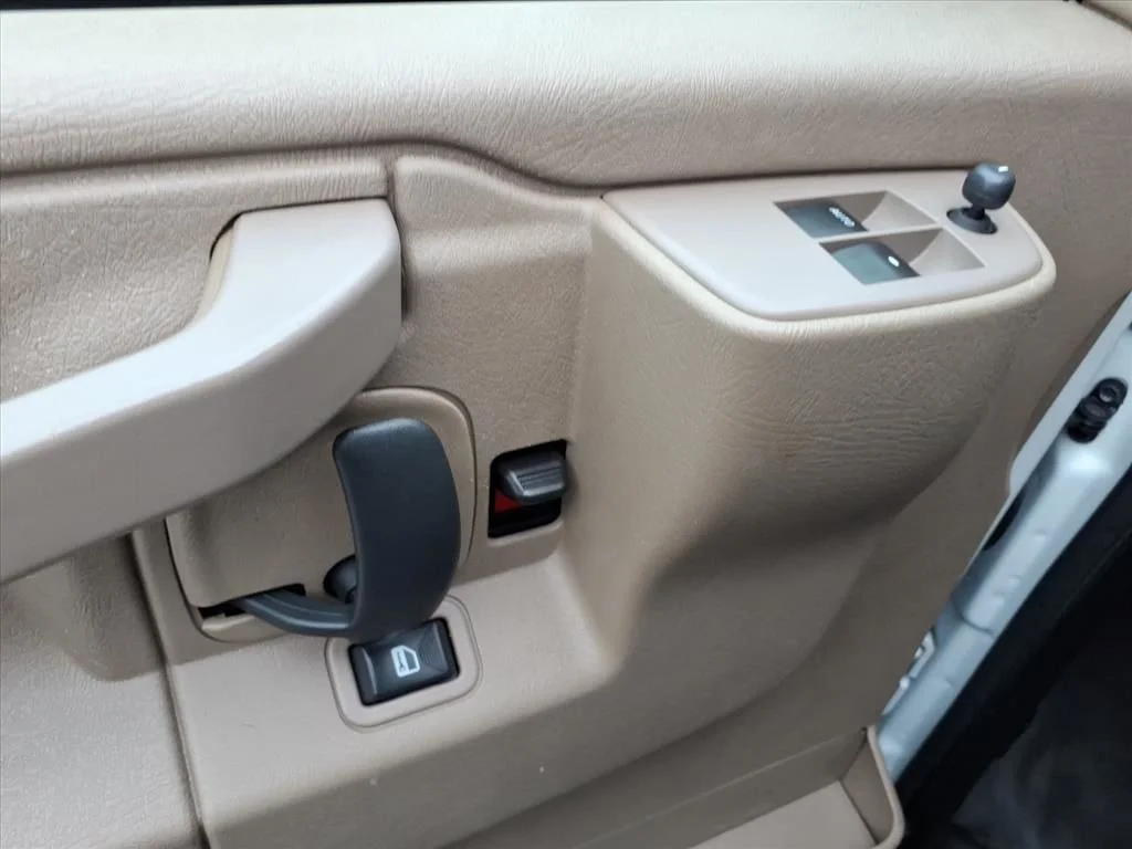 Certified Used 2023 White GMC Work Van image 21