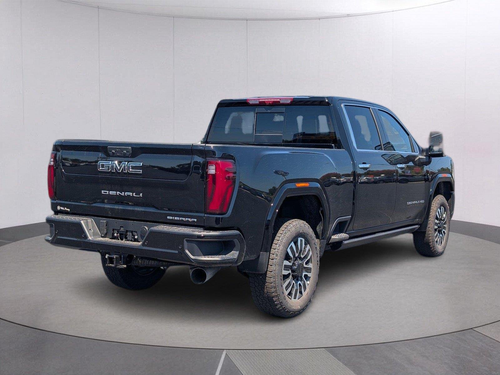 New 2026 Onyx Black GMC Denali Ultimate image 7