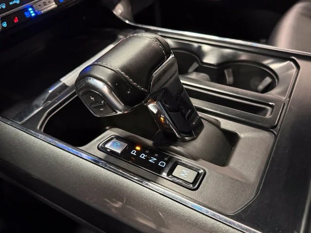 Used 2023 White Ford Lariat image 29
