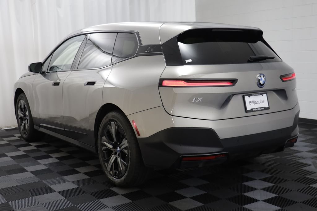 Certified Used 2023 Oxide Grey Met BMW xDrive50 image 16