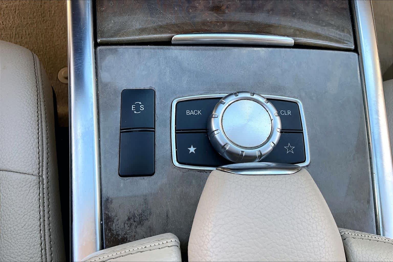 Used 2014 Black Mercedes-Benz E 350 Sport image 31