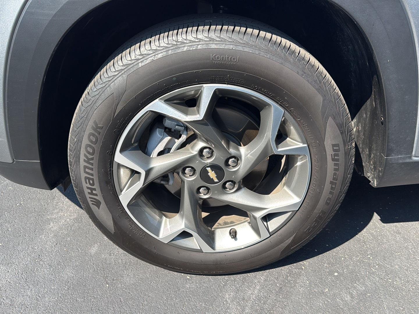 2025 Chevrolet Trax LT - Photo 15
