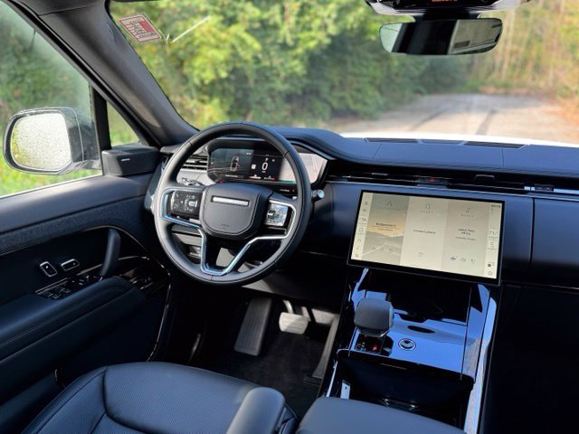 New 2027 Fuji White Land Rover SE image 27