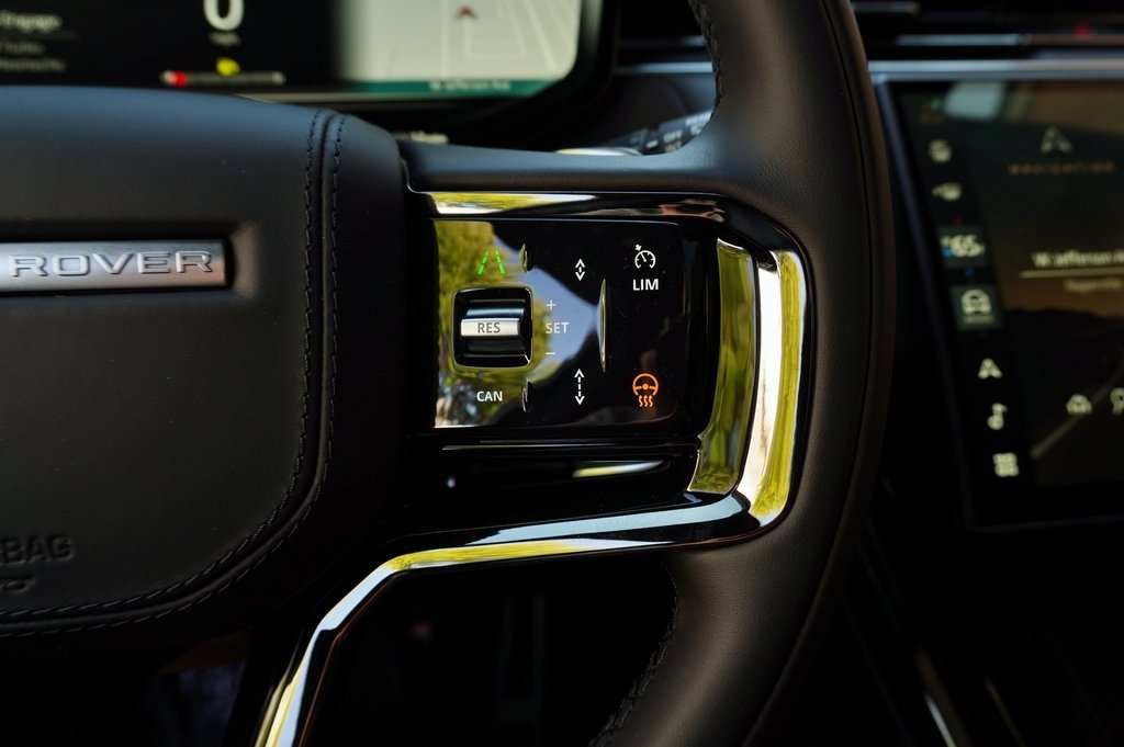 2025 LAND ROVER RANGE ROVER SPORT - Image 14