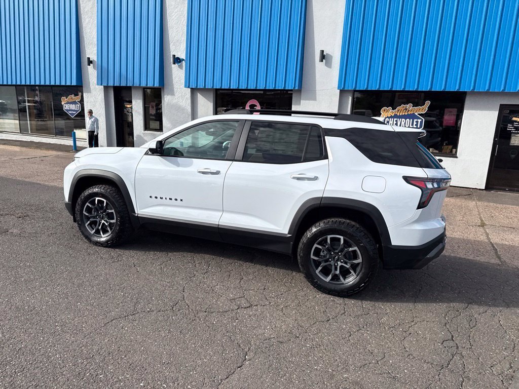 New 2027 Polar White Tricoat Chevrolet ACTIV image 17