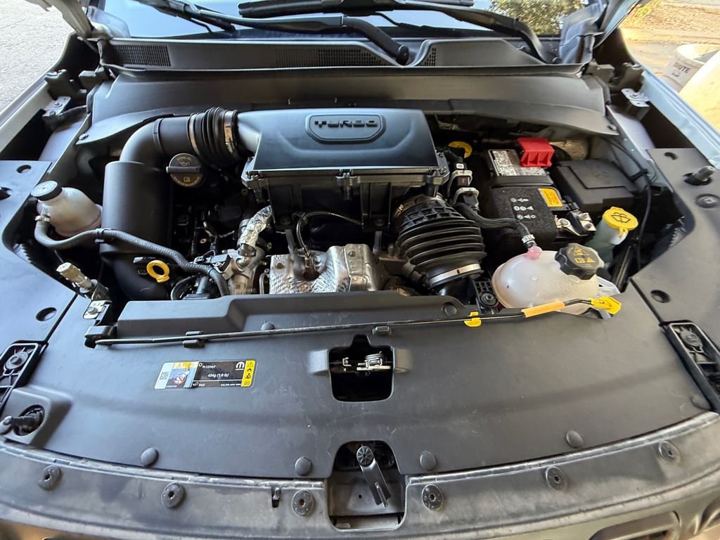 Used 2025 Silver Jeep Trailhawk image 20