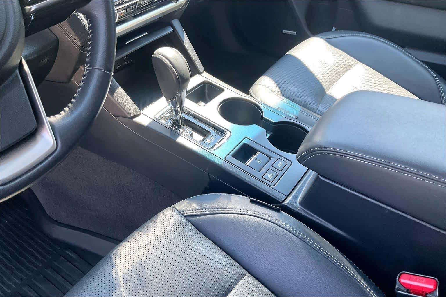 Used 2019 Magnetite Gray Metallic Subaru Limited image 15