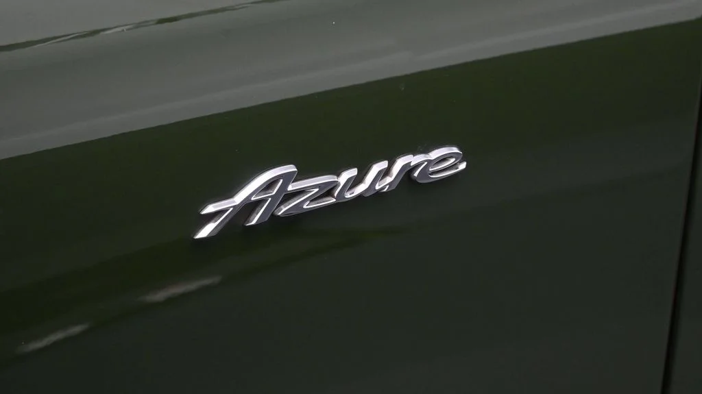 Used 2023 Green Bentley Azure image 17