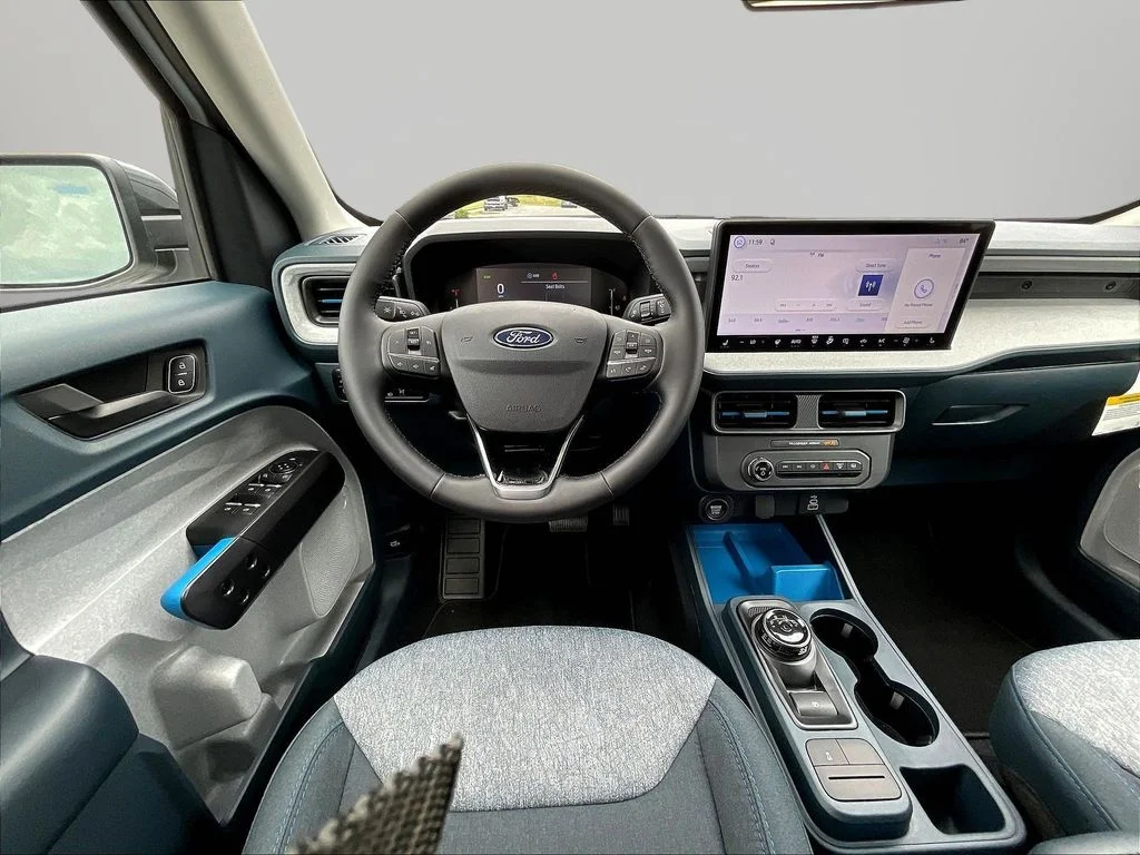 New 2026 Oxford White Ford XLT image 17