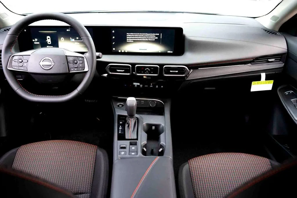 New 2026 Gray Nissan SR image 20