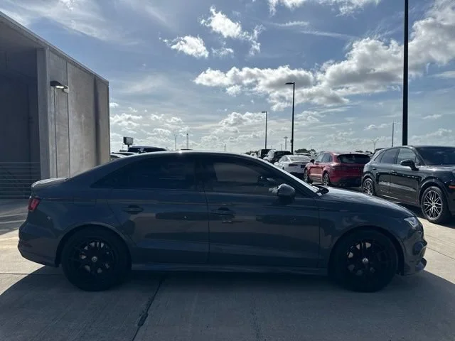 Used 2018 Daytona Gray Pearl Effect Audi 2.0T Premium Plus image 2
