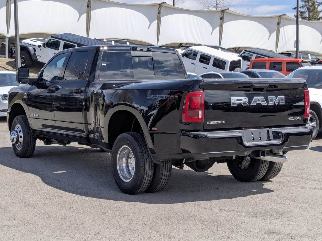 New 2026 Black RAM Big Horn - - 4x4 - 6.7L Cummins HO - Lvl 2 Plus Grp - Max Tow Pkg - DRW & More! image 6