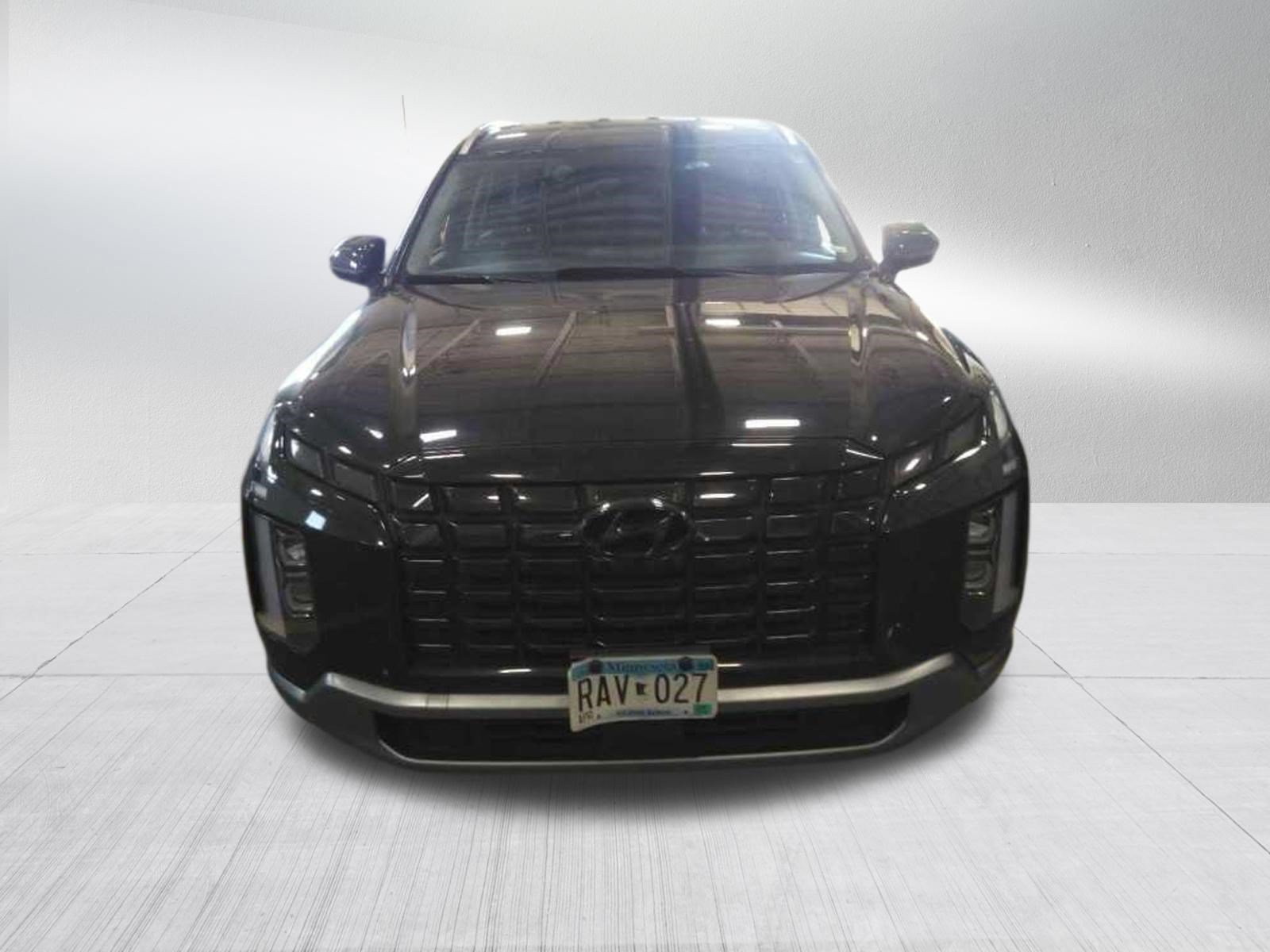 Used 2024 Moonlight Cloud Hyundai SEL 7P image 6